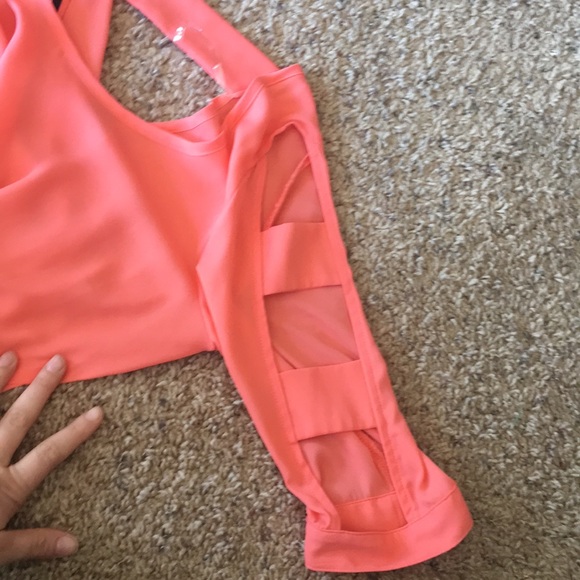 Blouse - Picture 2 of 3